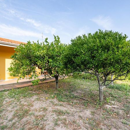 Casa Vacanze San Giovanni San Giovanni Suergiu Bagian luar foto
