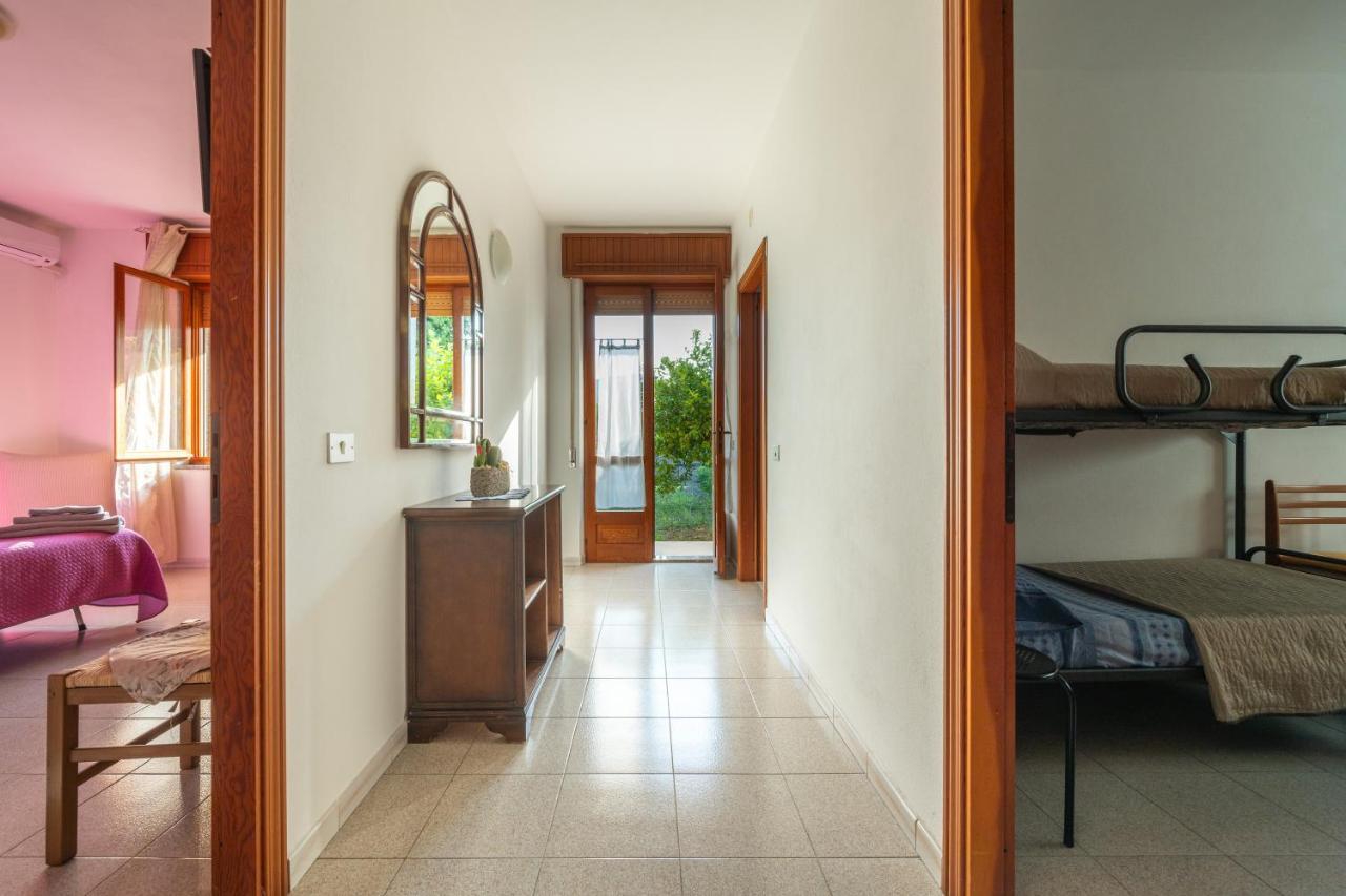 Casa Vacanze San Giovanni San Giovanni Suergiu Bagian luar foto